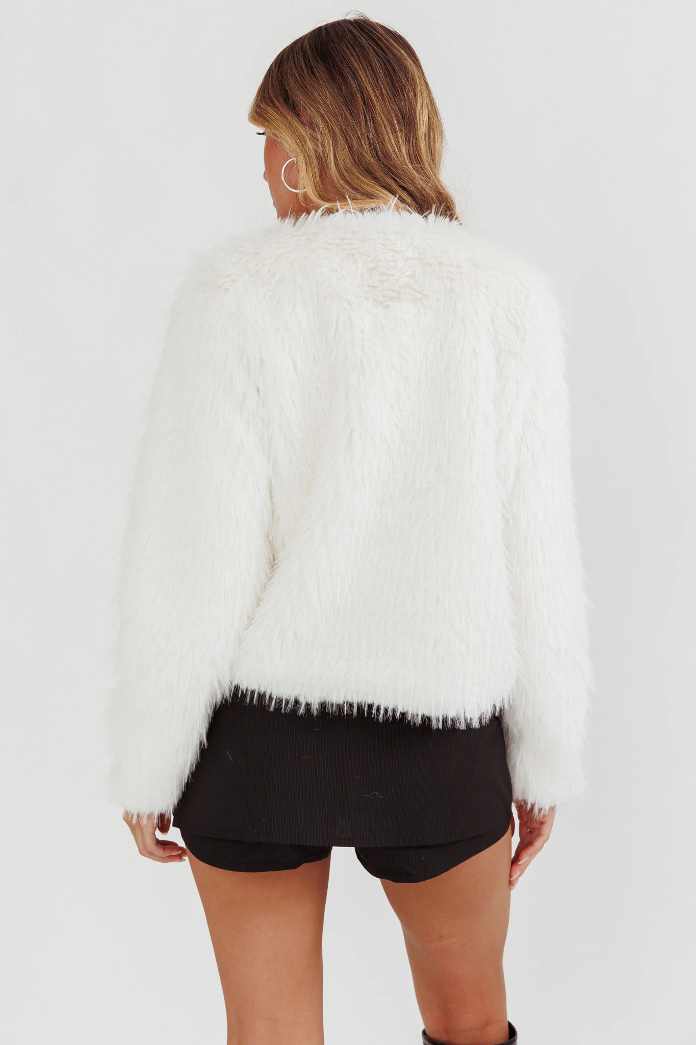 Smoky Mountains Faux Fur Jacket White - Sonourner