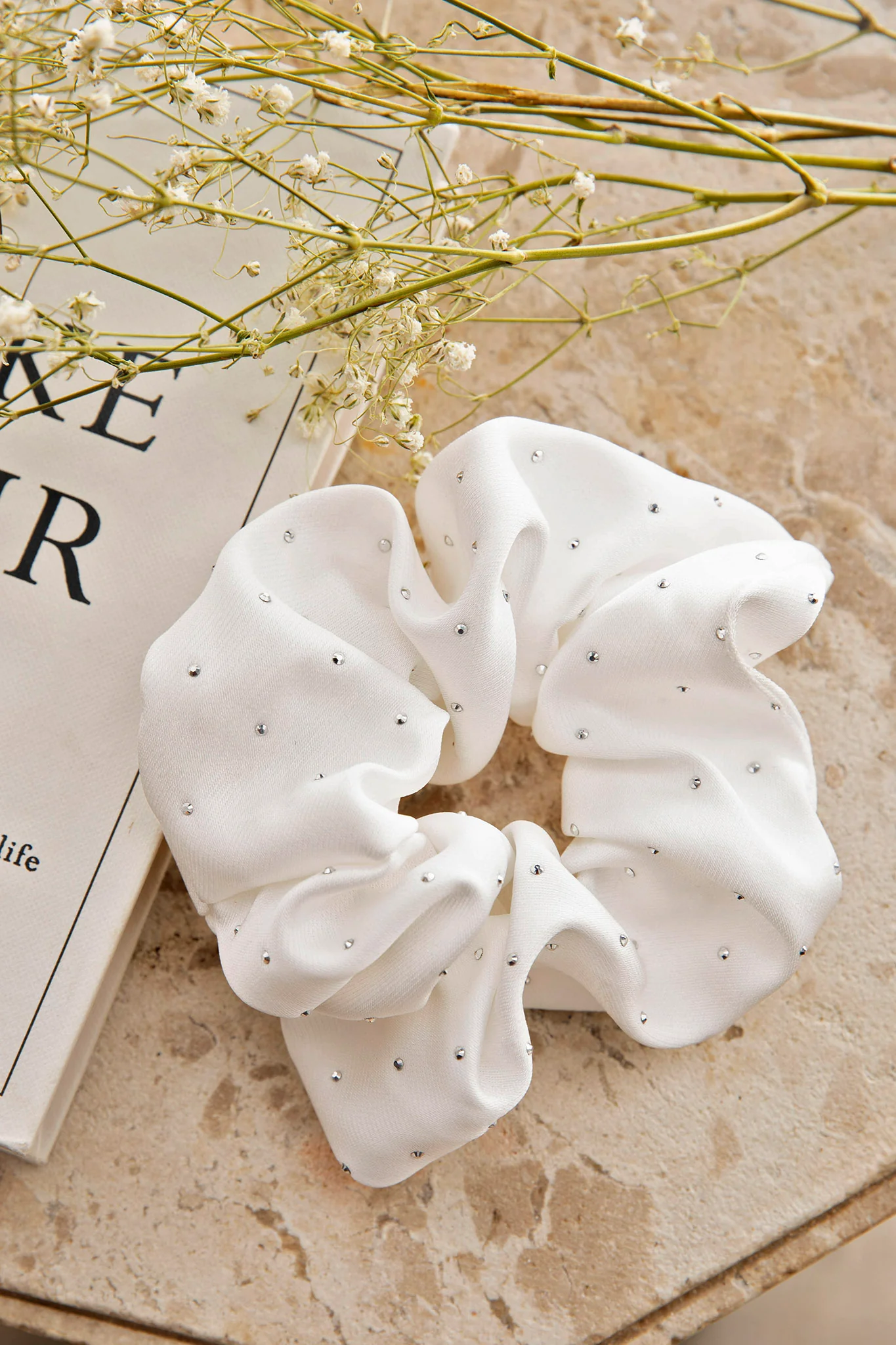 City Lights Embellished Scrunchie White - Sonourner