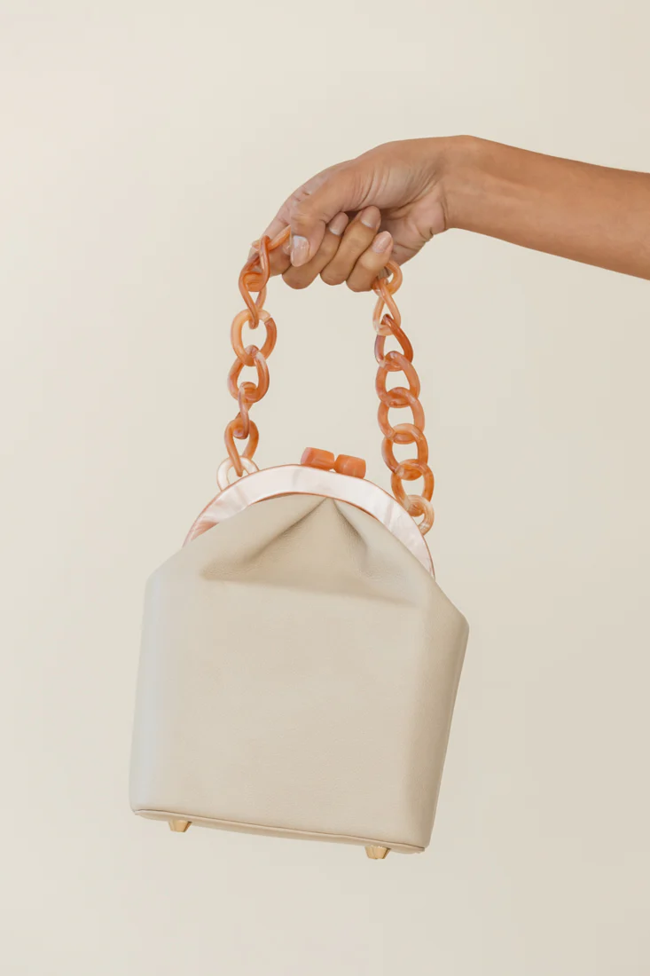 Kerrie Kiss-Lock Box Bag Beige - Sonourner