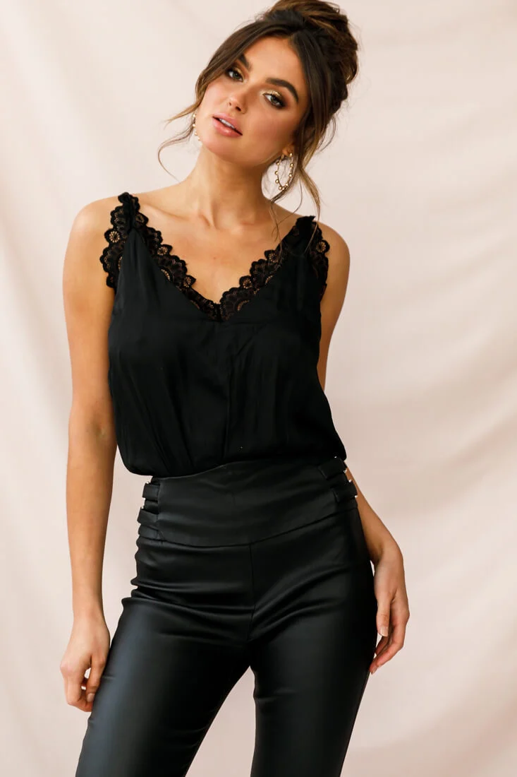 Brooklyn Camisole Sexy Lace Bodysuit Black - Sonourner