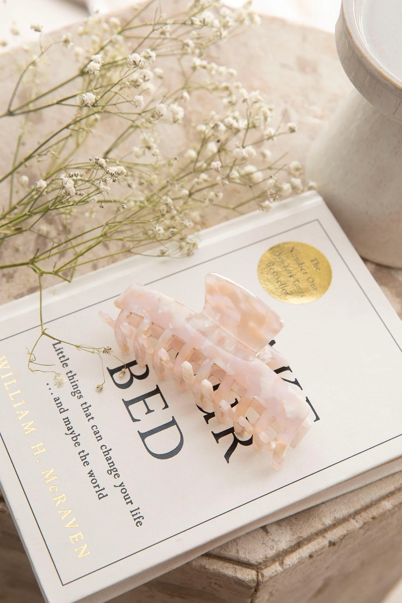 Missy Marbled Acrylic Clip Pink - Sonourner