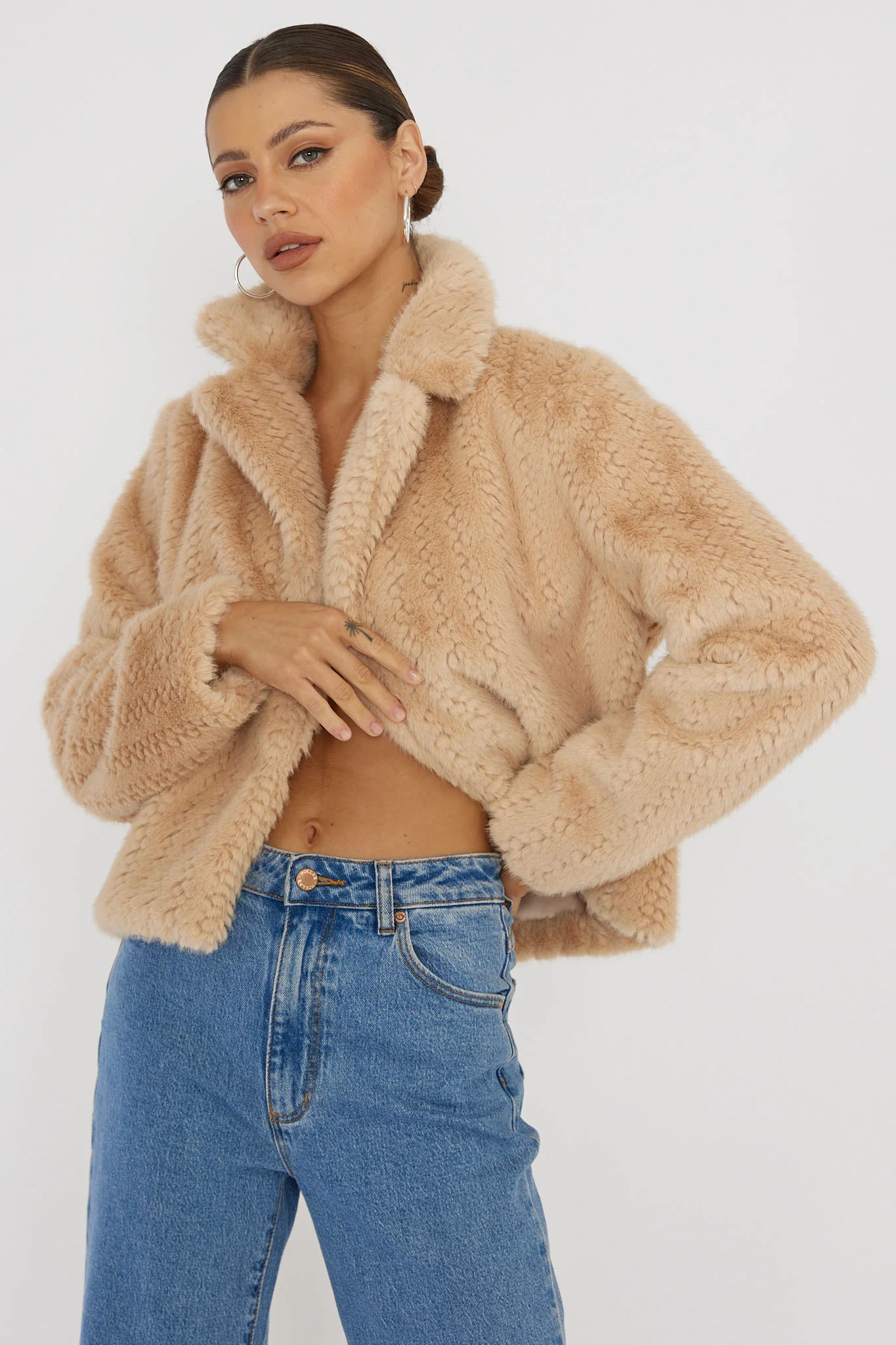Savelle Notch Lapel Faux Fur Jacket Camel - Sonourner
