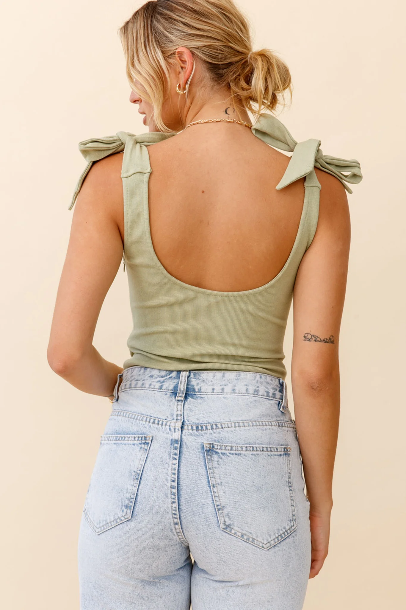 Can't Stop Me Bow Shoulder Bodysuit Moss Green - Sonourner