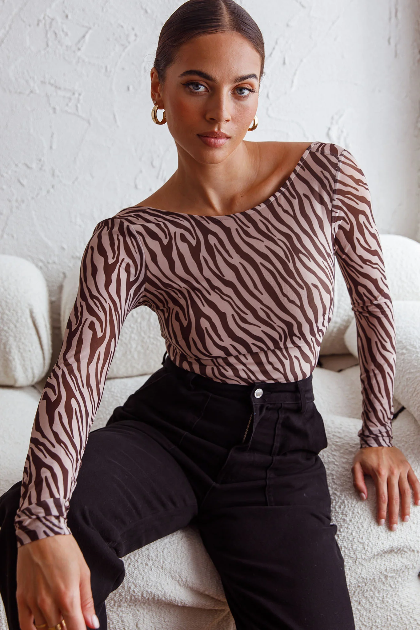 Juni Long Sleeve Low Back Mesh Bodysuit Tiger Print - Sonourner