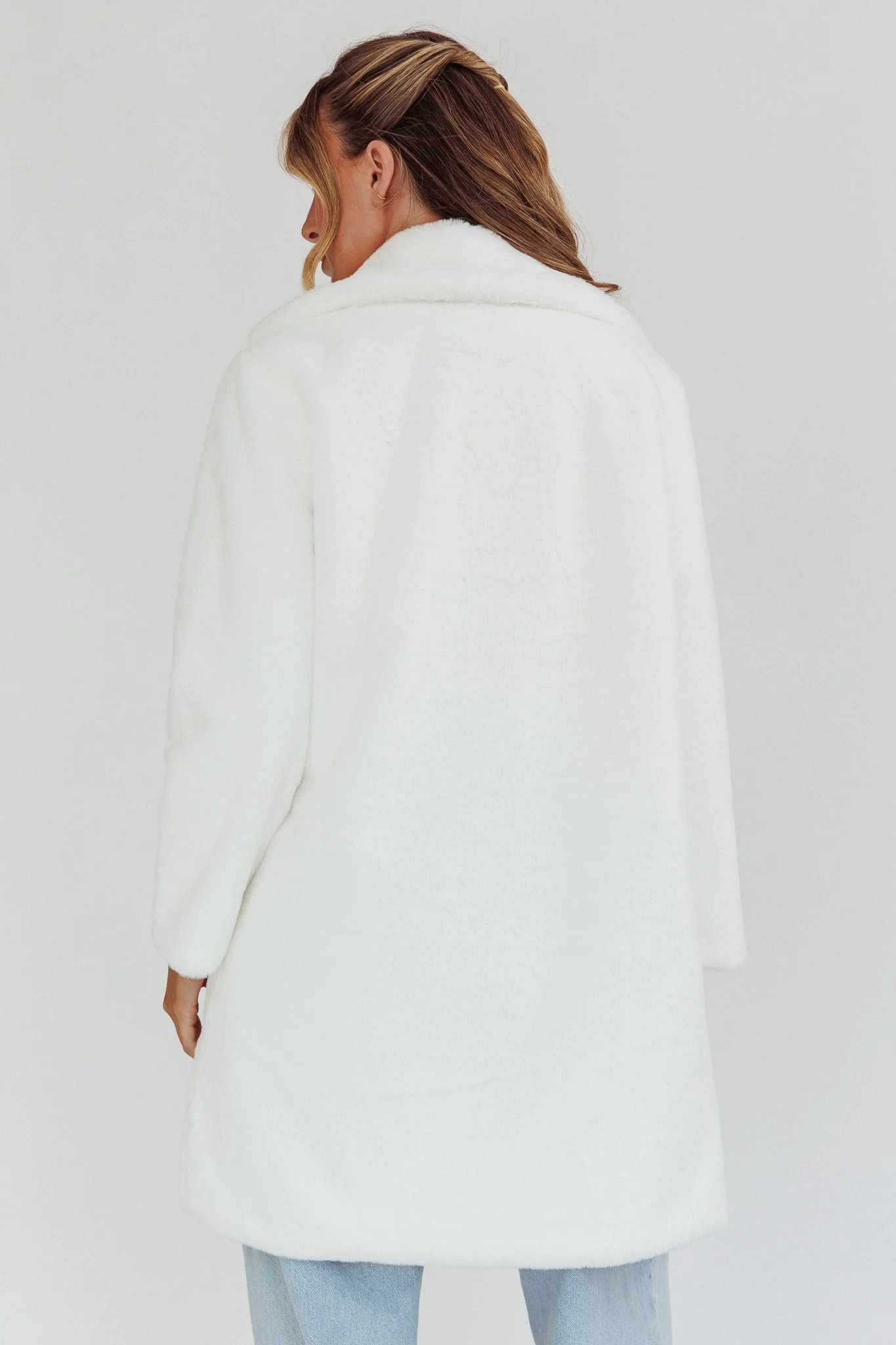 Perceptions Longline Faux Fur Coat White - Sonourner