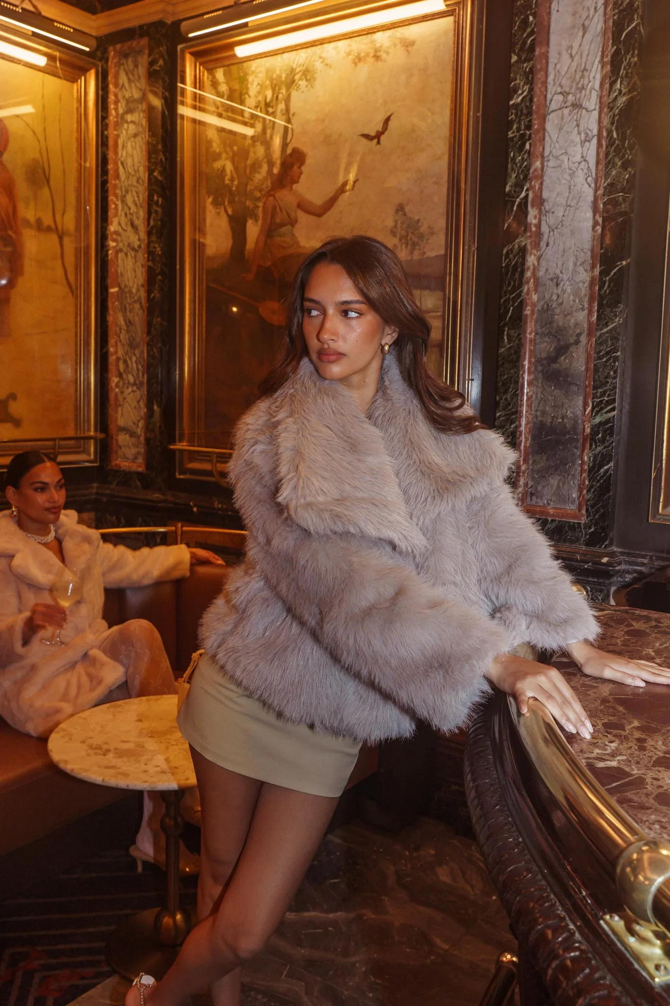 Copenhagen Oversized Lapel Fur Jacket Cream - Sonourner